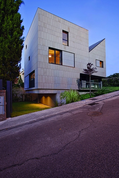 Casa Hernández  / Daniel Valle - Casas