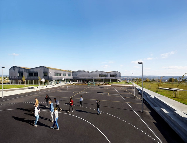 Bråtejordet Skole / White Arkitekter - Escuela Primaria