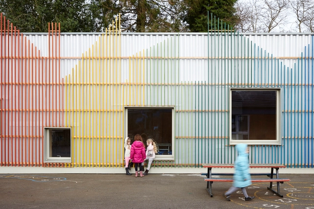 Comedor de la Escuela Primaria Prestwood /  De Rosee Sa - Kindergarten