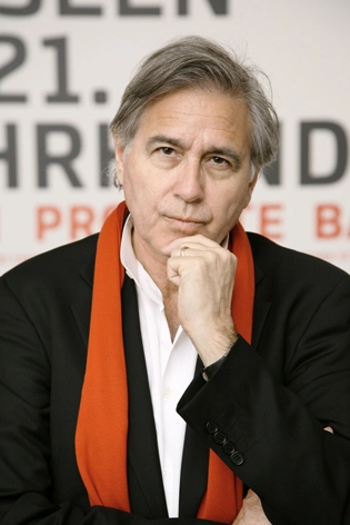 En perspectiva: Bernard Tschumi - Imagen Principal