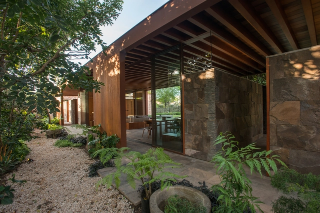 Terraza CV / Estudio Macías Peredo - Casas, Jardín, Fachada, Fijación Vigas, Sillas
