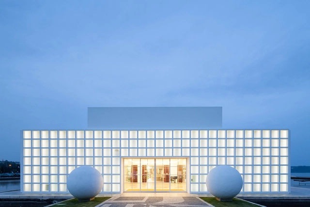 Espacio Espejo de Agua  / DC.AD + Victor Vicente - Interiores De Museos Y Exposiciones