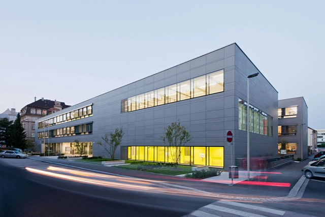 Stelzhamerschule Linz / KIRSCH Architecture - 更新项目