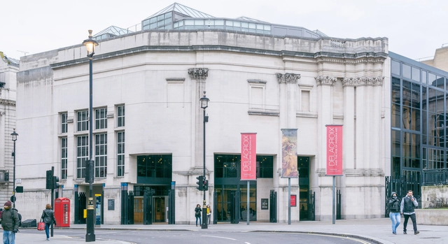 Clássicos da Arquitetura: Ala de Sainsbury da Galeria Nacional de Londres / Venturi Scott Brown - Imagem de Destaque