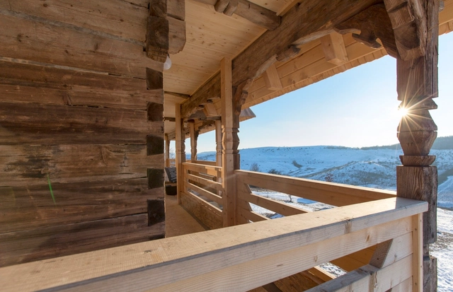 Remodelación de casa tradicional de madera / ArhiBox  - Renovación
