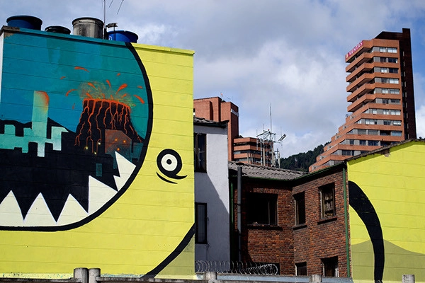 O papel da arte urbana no Corredor Cultural da Calle 26 em Bogotá - Imagem de Destaque