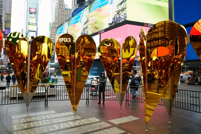 Collective–LOK’s "Heart of Hearts" Takes Shape in Times Square - Featured Image