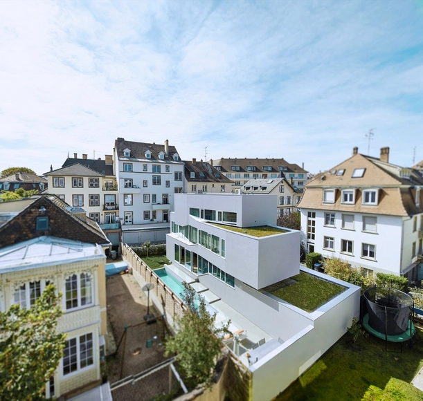 MaHouse / MARC FORNES / THEVERYMANY - Casas