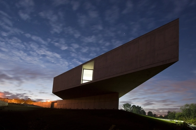 Unidade de Saúde de Argoncilhe / Nuno Sampaio Arquitetos - Instalações Médicas, Fachada