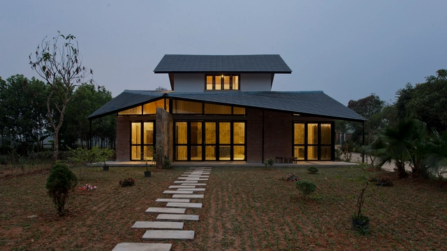 Folded Roof House / TOOB STUDIO - Houses, Garden, Door, Facade