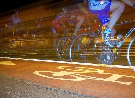 Vídeo busca conscientizar os cidadãos de que as ciclovias não são estacionamentos para carros - Imagem de Destaque