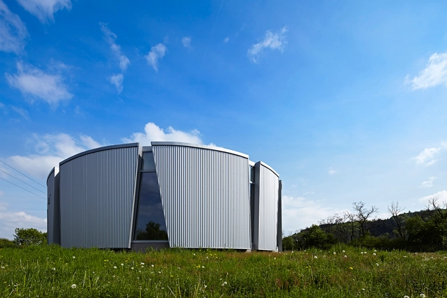 Casa familiar de bajo consumo energético / Caraa - Casas