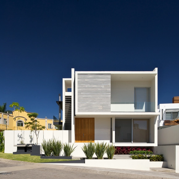 CasaBlanca / Agraz Arquitectos - Casas, Fachada, Puerta