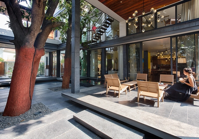 Casa árbol de mango / Ujjval Panchal, Kinny Soni - Casas