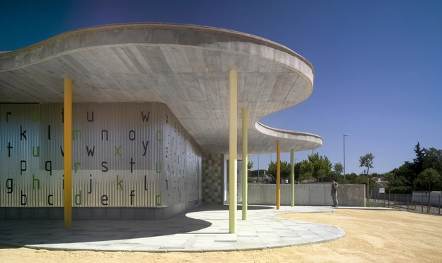 Pabellón De Infantil Del Colegio Público "La Barrosa"  / Gabriel Verd - Kindergarten