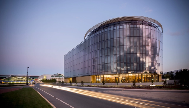 Hotel  Canberra / Bates Smart - Hoteles