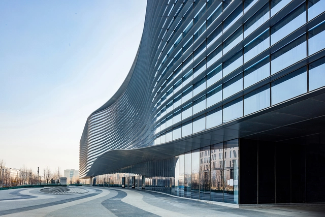 Sina Plaza Beijing / Aedas - Edificio De Oficinas