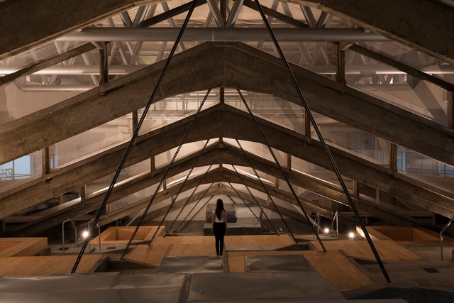 Arqueología estructural / Vazio S/A - Artes Escénicas 
