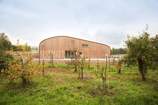 Sala multifuncional en Francia / Rouby Hemmerlé Architects  - Centro Comunitario