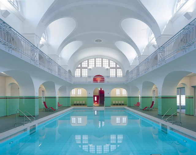 Hall de Natación en Gotha / Veauthier Meyer Architekten - Ampliación