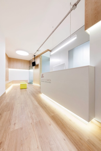 Clinica Dental Adriana García / NAN arquitectos - Diseño De Interiores