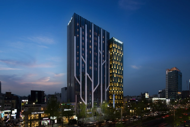 Dormy Inn Premium Garosugil  / PLANEARTH Architects - Hotels, Facade, Cityscape