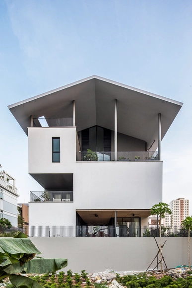 Casa flotante / Nha Dan Architects - Casas