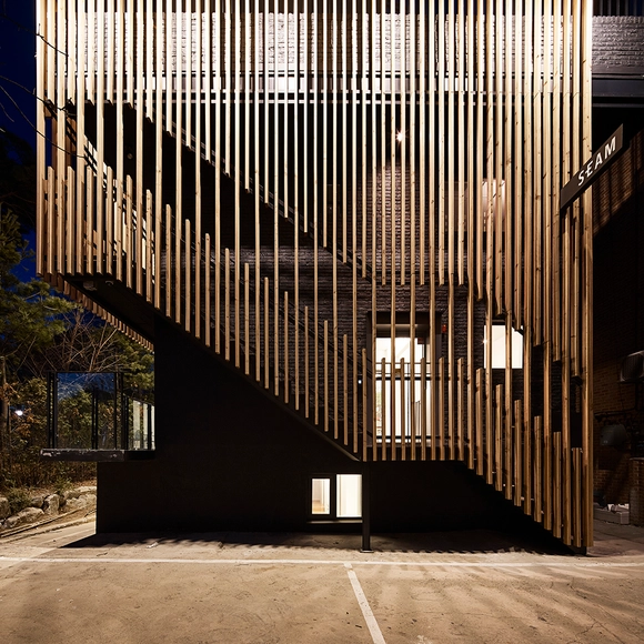 Centro SEAM / Urbansociety - Renovación