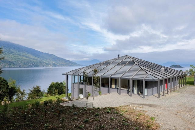 Casa em Futrono / Cristián Izquierdo Lehmann - Casas