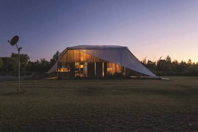 Wall house / FAR frohn&rojas - Casas, Fachada