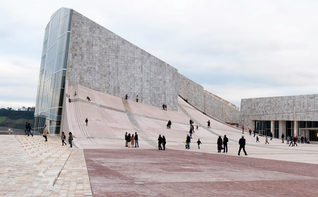 Interview with Peter Eisenman: "I Am Not Convinced That I Have a Style" - Featured Image