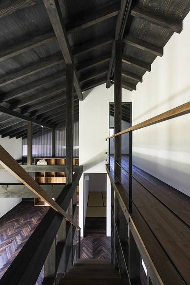 深邃传统的 Matsumoto Okada 住宅 / MTKarchitects - 独立住宅