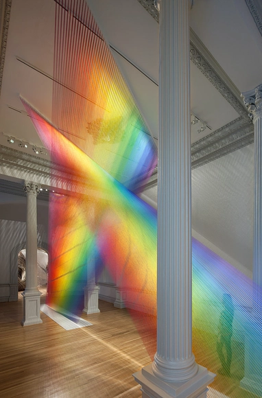La instalación de Gabriel Dawe usa 100 kms de hilo para recrear nuestro espectro lumínico - Arte Y Arquitectura