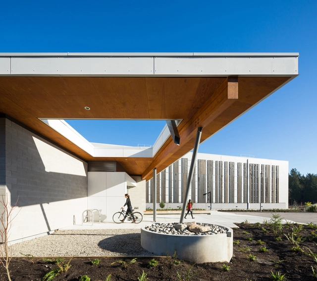 哥伦比亚大学图书馆新档案馆/ DGBK Architects - 图书馆