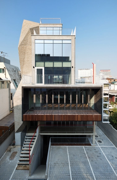 Menos estética, más relación / TUNEplanning - Edificio De Oficinas
