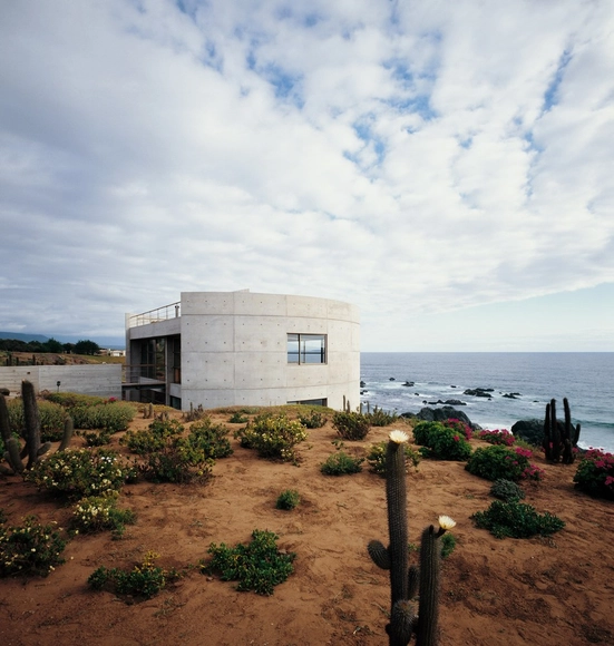 Flashback: Casa Do / Cazú Zegers  - Houses