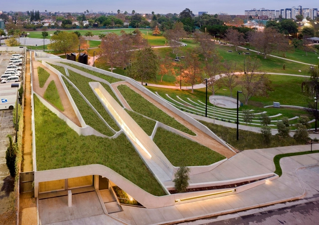 Museu do Holocausto em Los Angeles / Belzberg Architects - Museu
