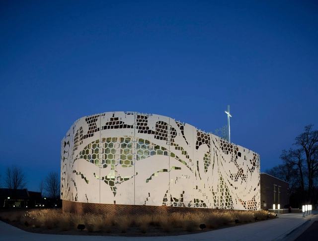 Centro Windmoor de la Academia de Santa Teresa / Multistudio - Arquitectura Religiosa