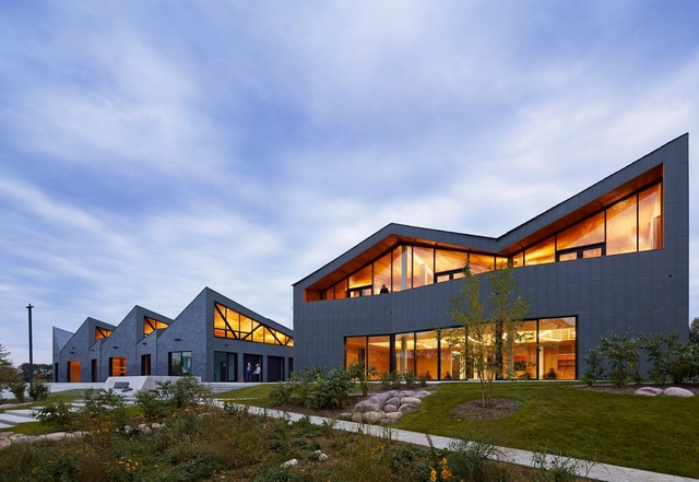 Estaleiro WMS no Clark Park / Studio Gang Architects - Arquitetura Esportiva