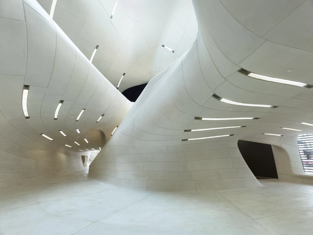 Museo Estatal y Gimnasio de Louisiana / Trahan Architects - Museo