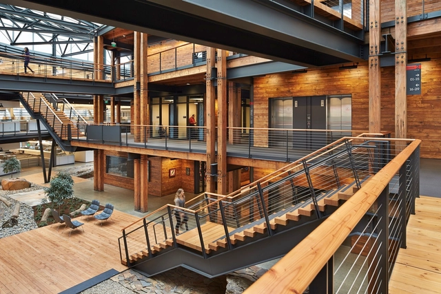 Federal Center South Building 1202 / ZGF Architects - Edificio De Oficinas
