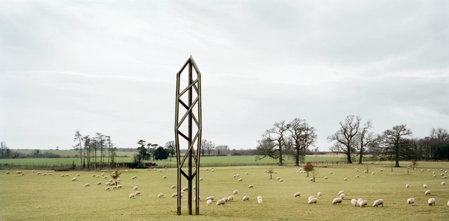 Se restablecen esculturas de Álvaro Siza y de los Smithsons en el campo inglés - Imagen Principal