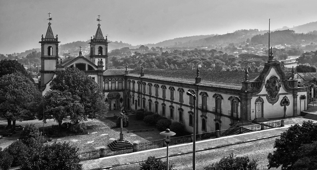 Álvaro Siza e Souto de Moura inauguram dois novos museus em Santo Tirso - Imagem de Destaque