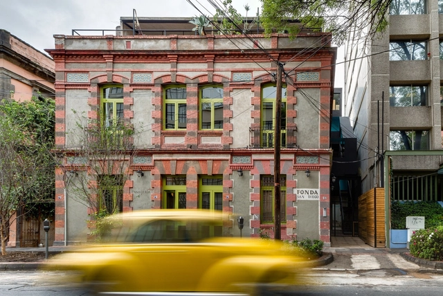 Havre 69 / at103 + Reurbano - Arquitectura De Uso Mixto, Fachada, Balcón