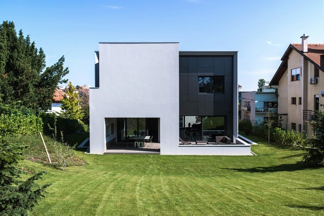 Casa en la Calle Z  / Dva Arhitekta - Casas