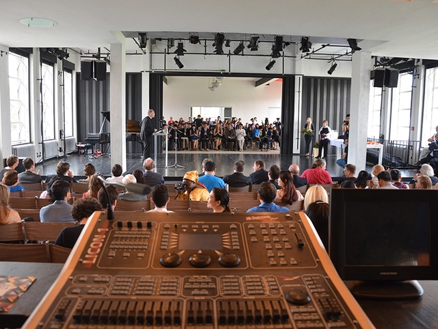 Bauhaus Stage – Experiments On Body And Space - Featured Image