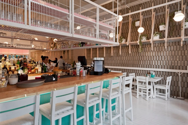 Restaurante Bellopuerto Reforma / Estudio Atemporal - Restaurant, Fijación Vigas, Mesas, Sillas