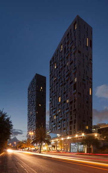Magma Towers / GLR Arquitectos - Shopping Centers