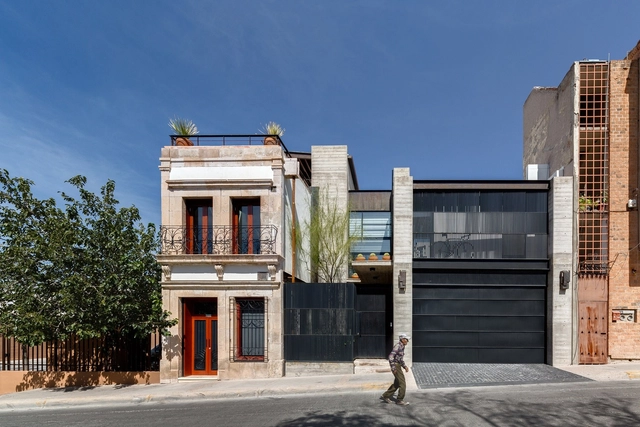 Casa Calle Segunda (C2a) / LABorstudio - Ampliación