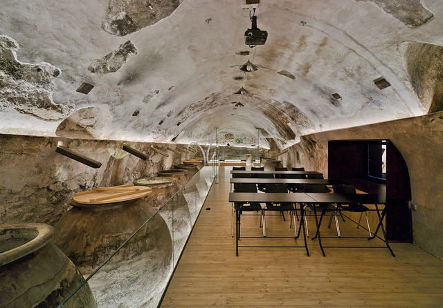 西班牙 Cehegín 葡萄酒学校 / INMAT Arquitectura  - 适应性再利用